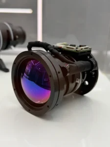 Continuous Zoom Infrared Lens